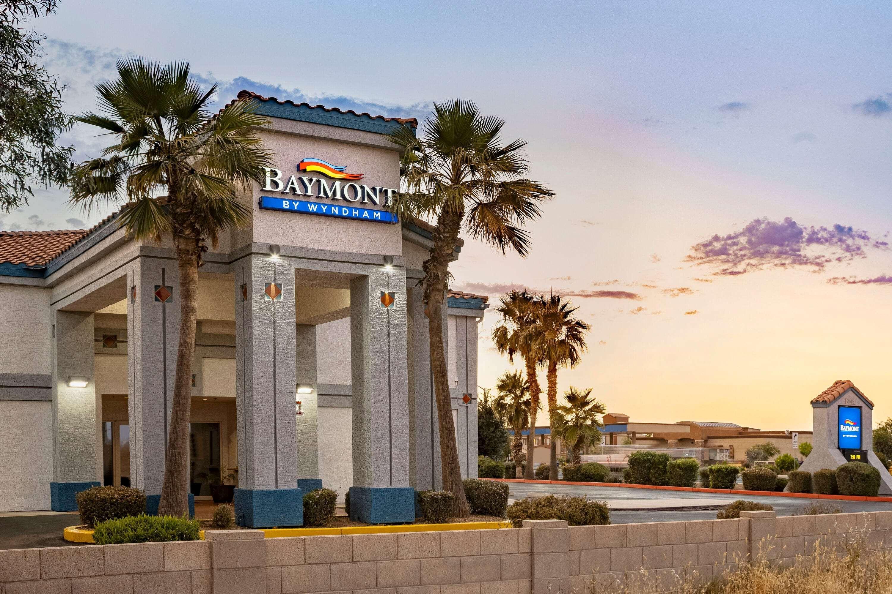 Baymont By Wyndham Casa Grande Hotel Exterior photo